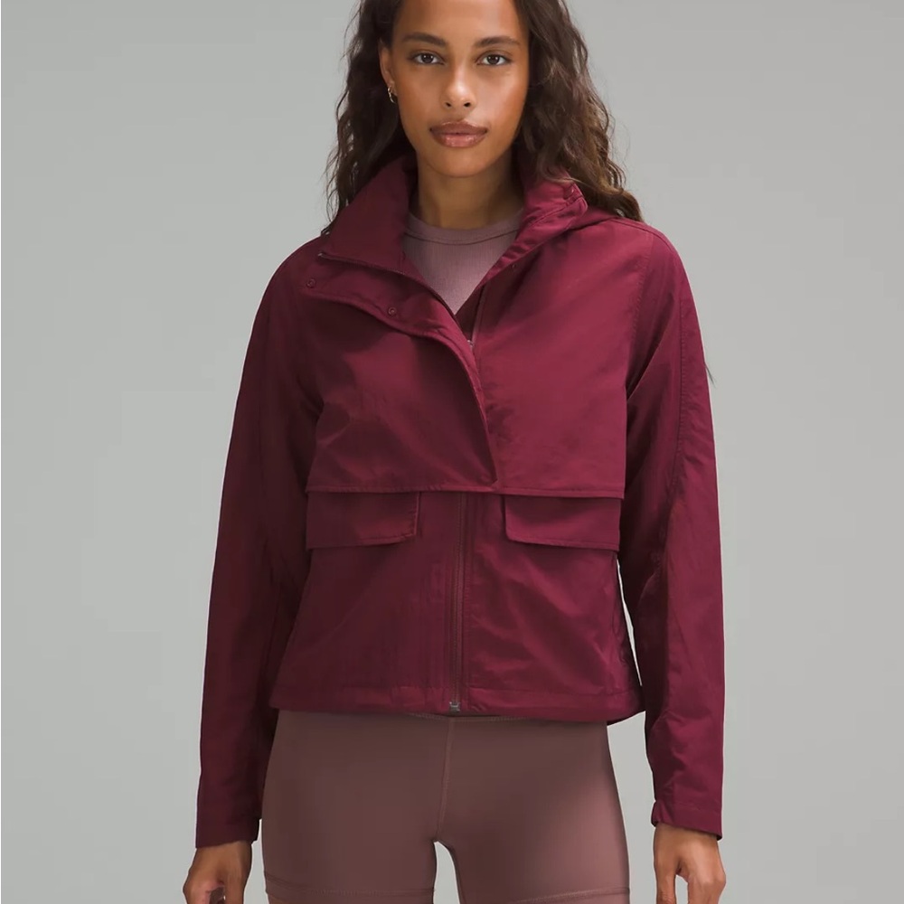 Lululemon Always Effortless Jacket in Wine Betrry